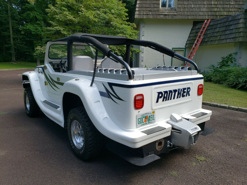 Illustration for article titled At $195,000, Could This 2015 Panther WaterCar Be Fun If By Land And Two Times As Much If By Sea?